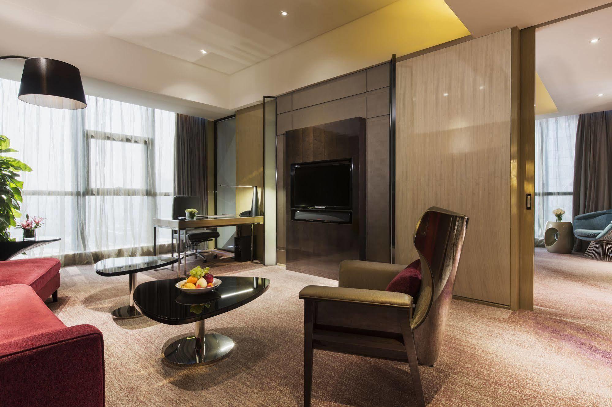 Hotel Wanda Realm Jiangmen Zewnętrze zdjęcie